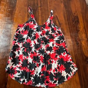 Gap Womens Large Red Black Floral Rayon V-Neck Tank Top Sleeveless Flowy‎ Cami